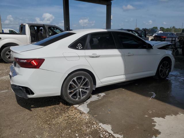 2024 VOLKSWAGEN JETTA SPOR 3VWBM7BU0RM057148