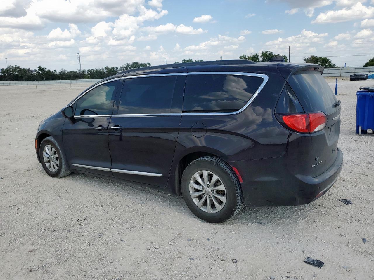 CHRYSLER PACIFICA TOURING L