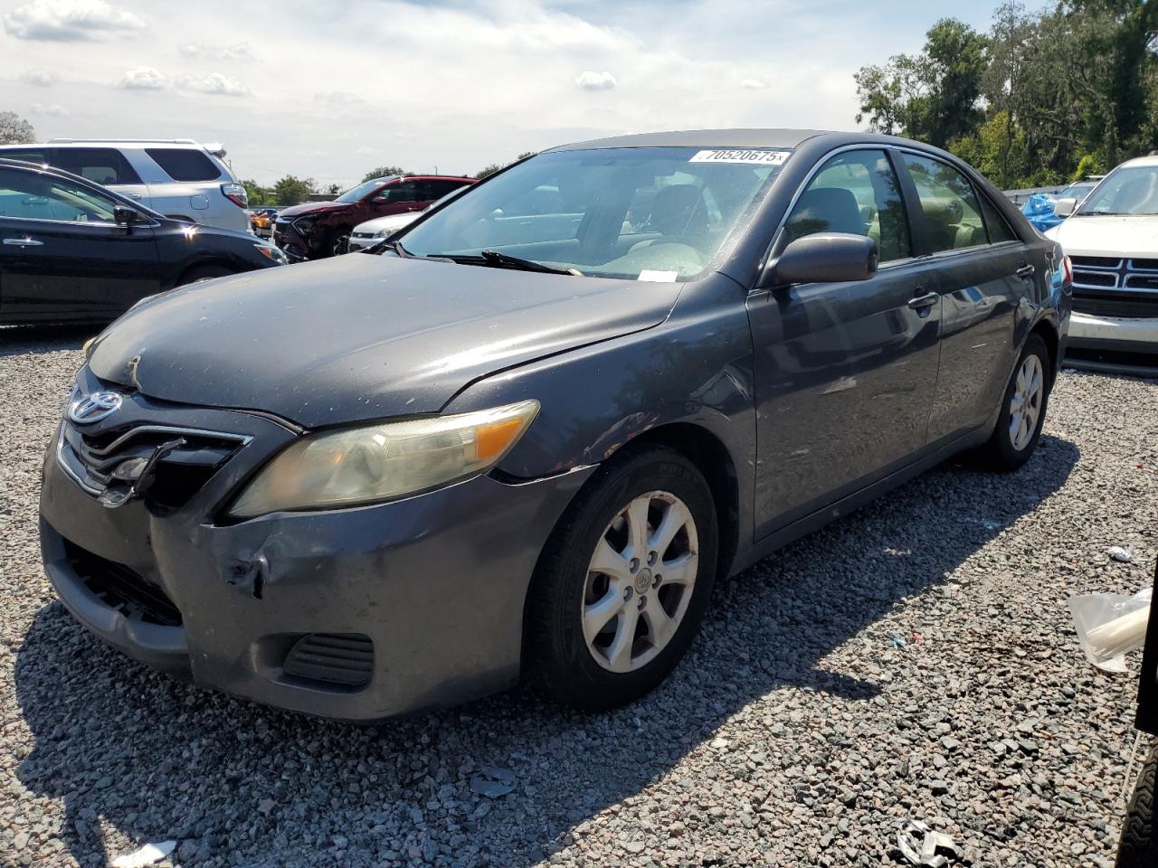 TOYOTA CAMRY BASE
