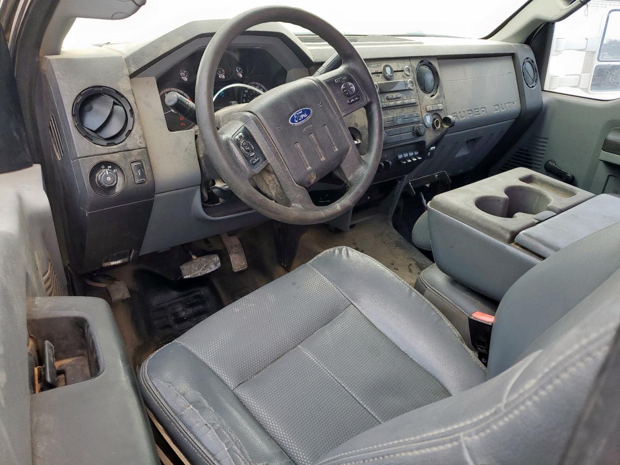 FORD F-550 SUPER DUTY