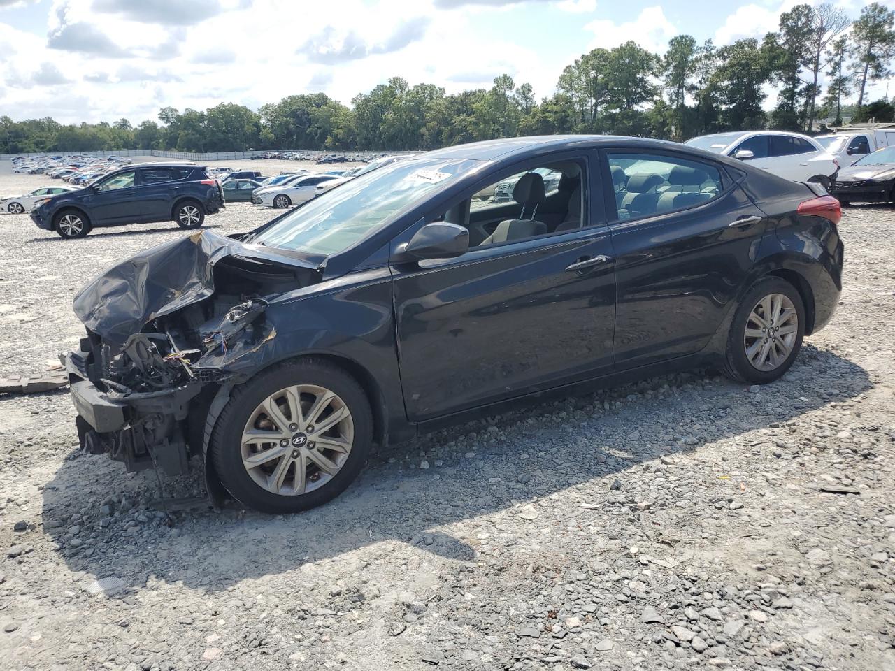 HYUNDAI ELANTRA SE