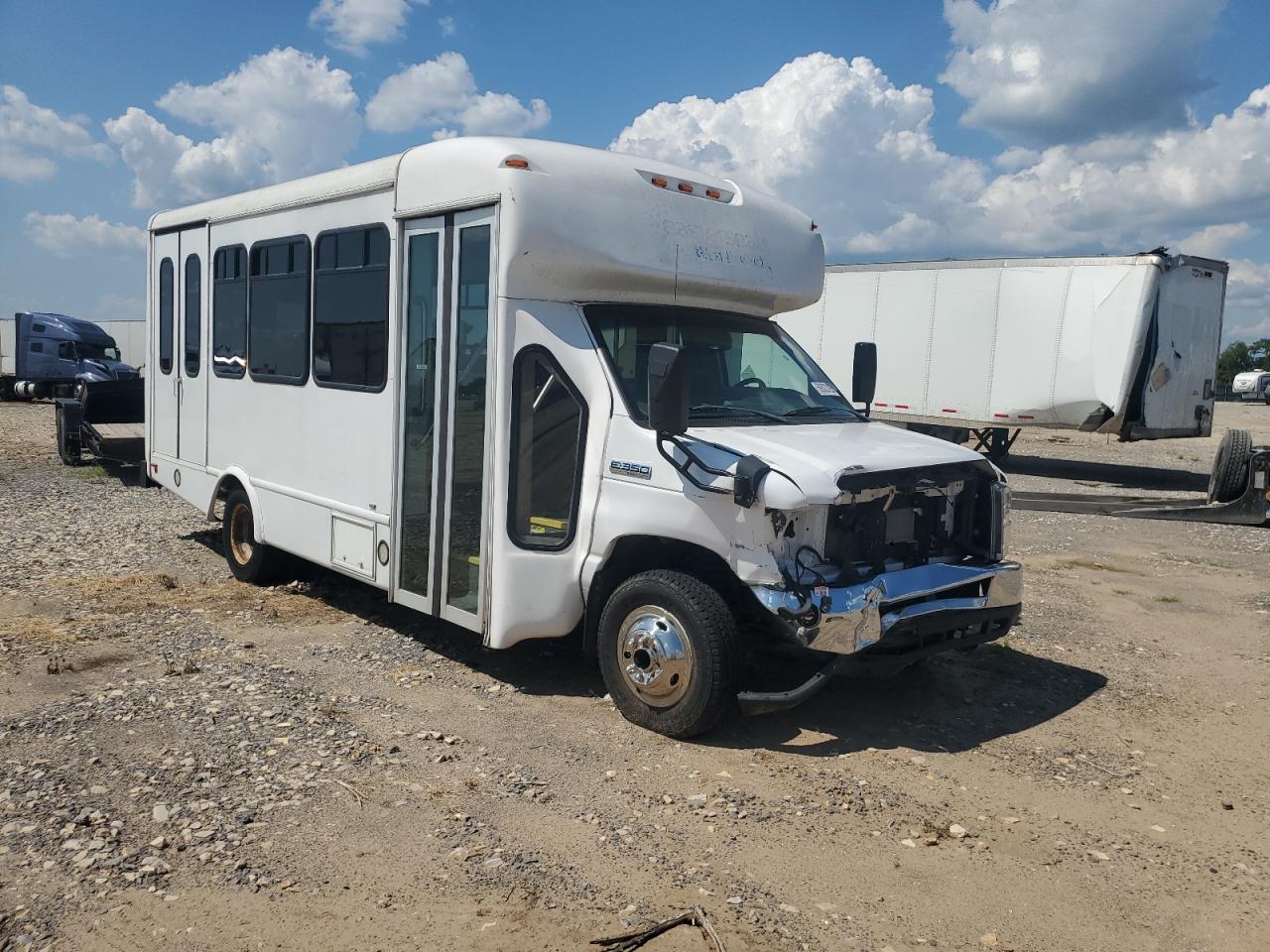 FORD ECONOLINE E350 SUPER DUTY CUTAWAY VAN