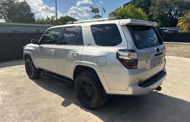 TOYOTA 4RUNNER SR 2022 silver  gas JTENU5JR3N6072010 photo #4