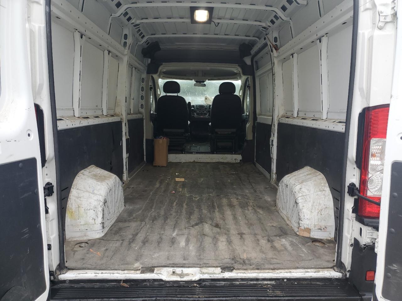 RAM PROMASTER 2500 HIGH