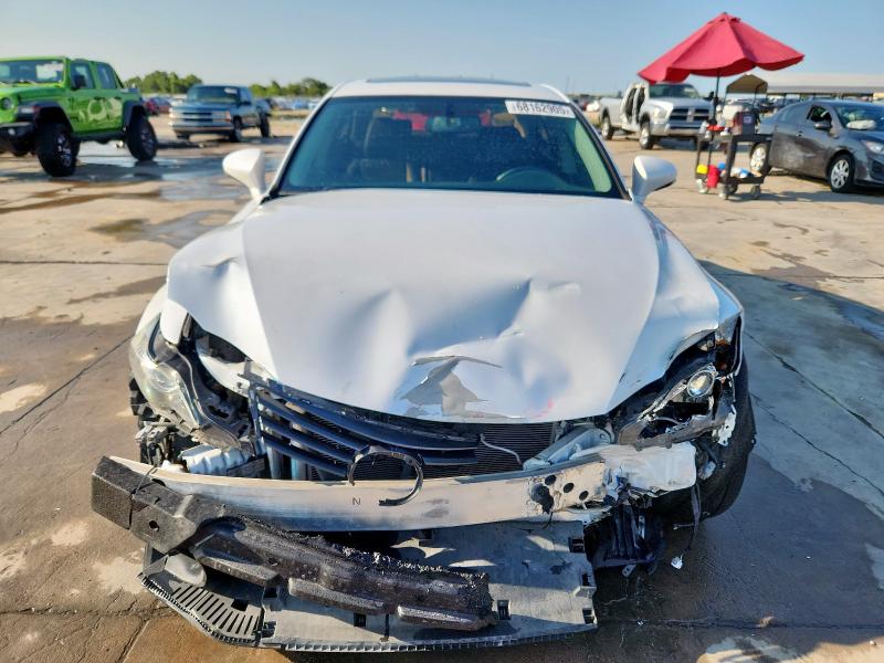 2016 LEXUS IS 200T JTHBA1D2XG5013289