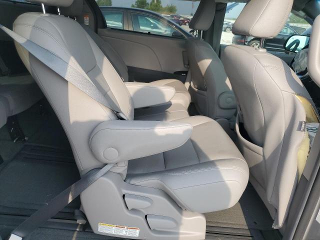 2016 TOYOTA SIENNA XLE 5TDYK3DCXGS699339