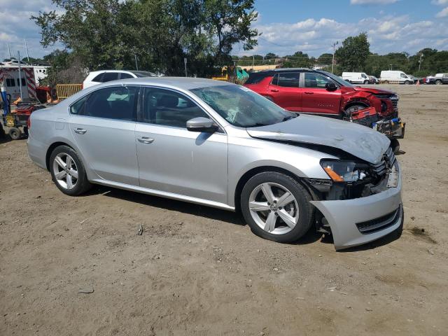 2013 VOLKSWAGEN PASSAT SE - 1VWBP7A33DC101296