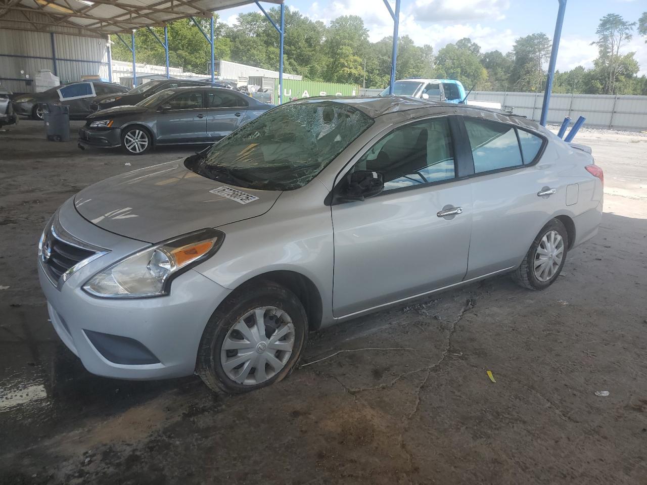 NISSAN VERSA S