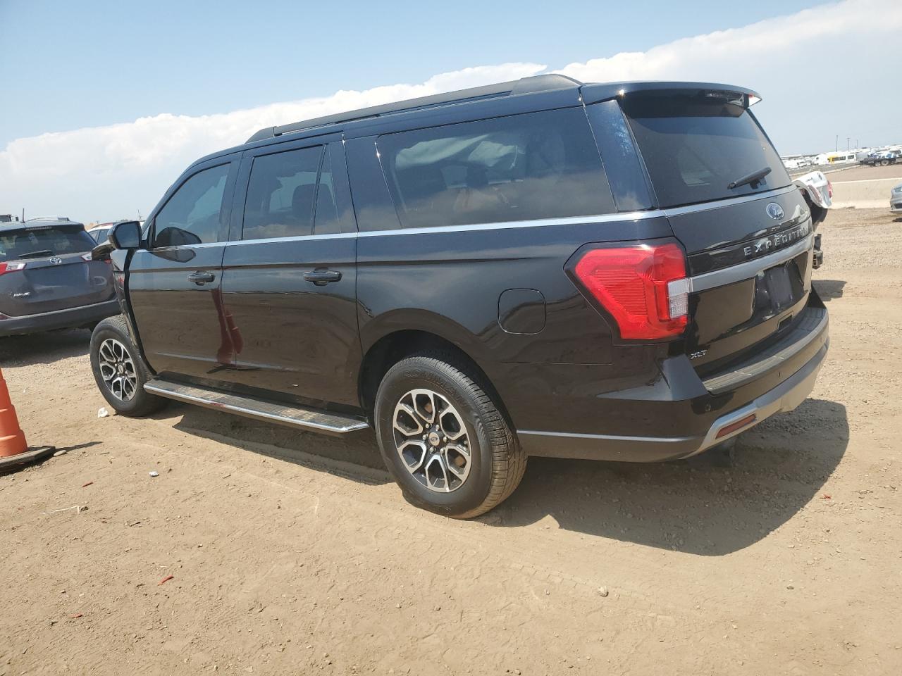 FORD EXPEDITION MAX XLT