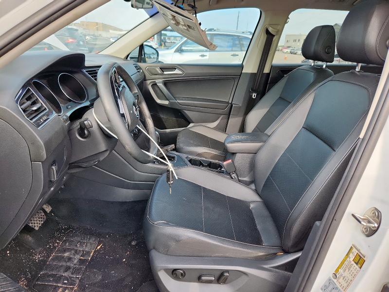 2020 VOLKSWAGEN TIGUAN SE - 3VV3B7AX1LM045107