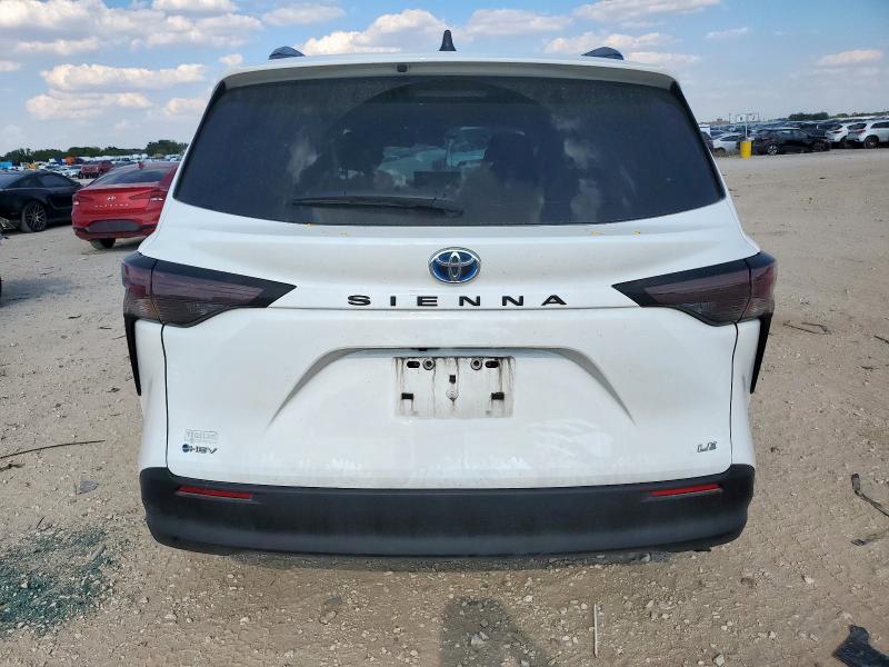 2025 TOYOTA SIENNA LE 5TDKRKEC3SS232203