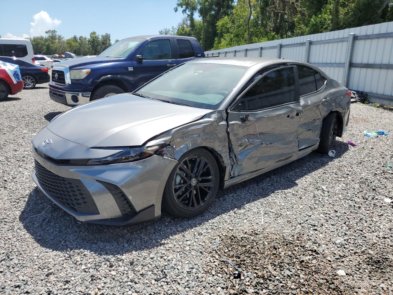 TOYOTA CAMRY XSE