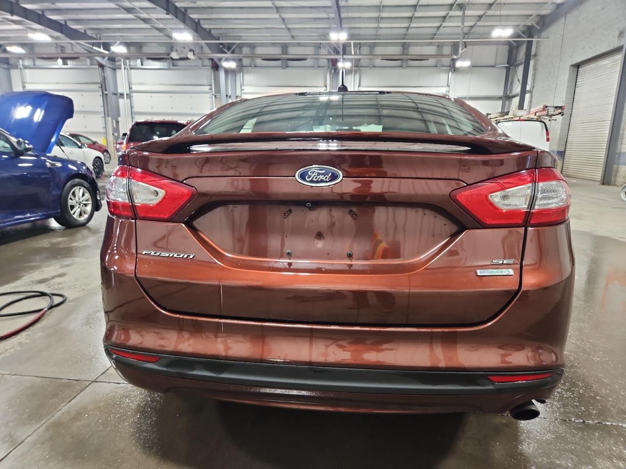 FORD FUSION SE