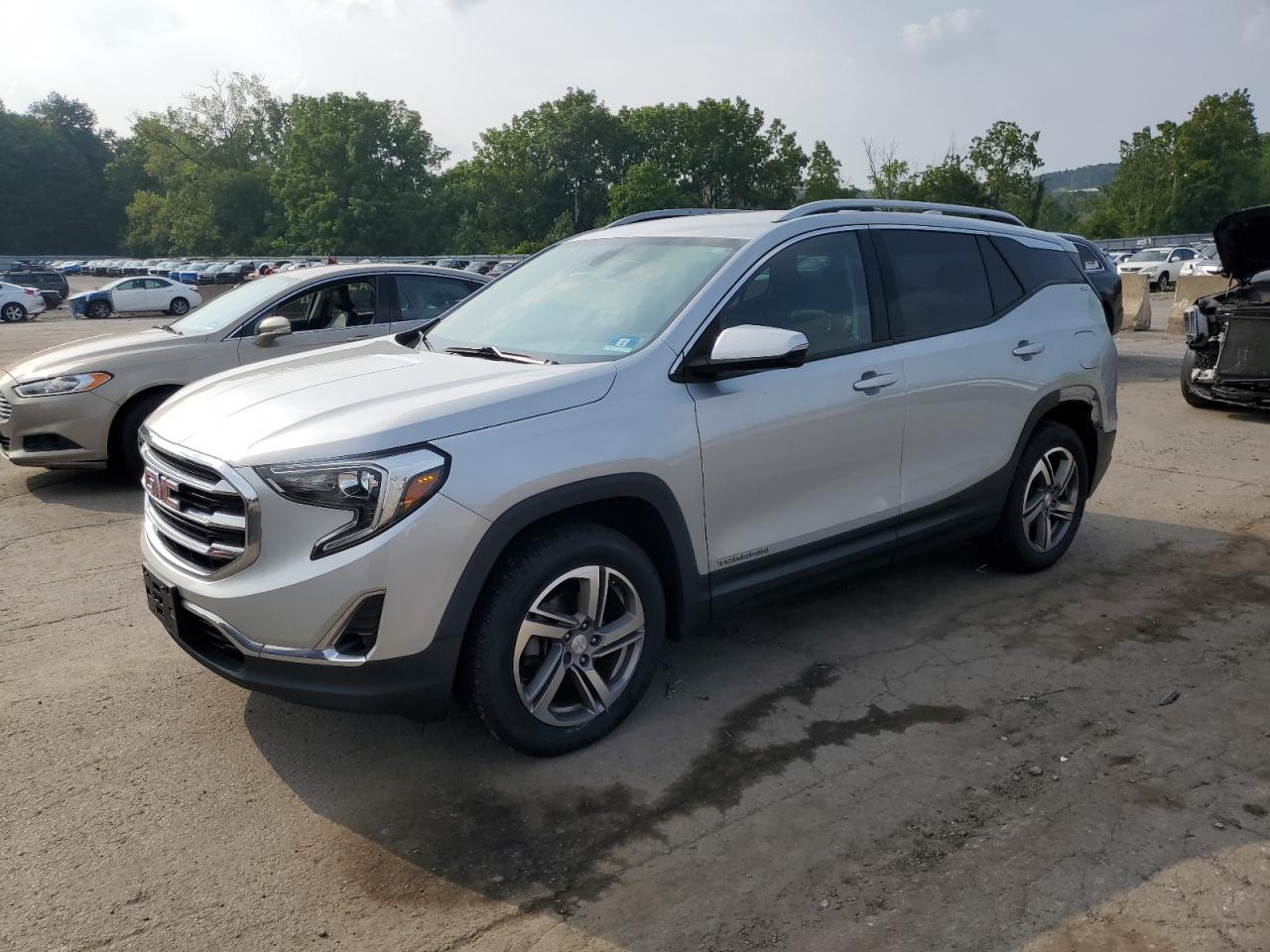GMC TERRAIN SLT