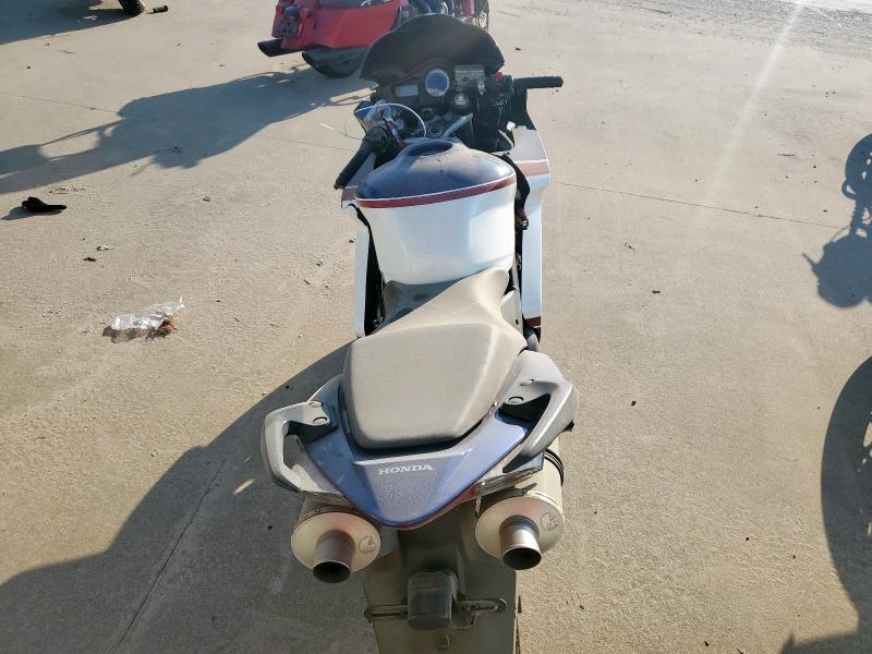 2007 HONDA VFR800 JH2RC46617M900417