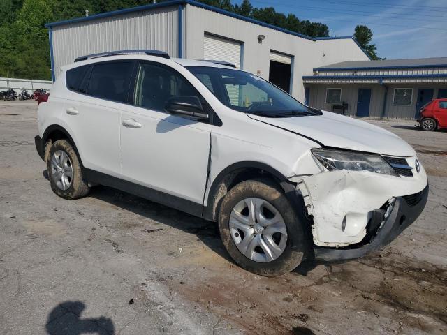 2015 TOYOTA RAV4 LE - JTMBFREV3FD140979