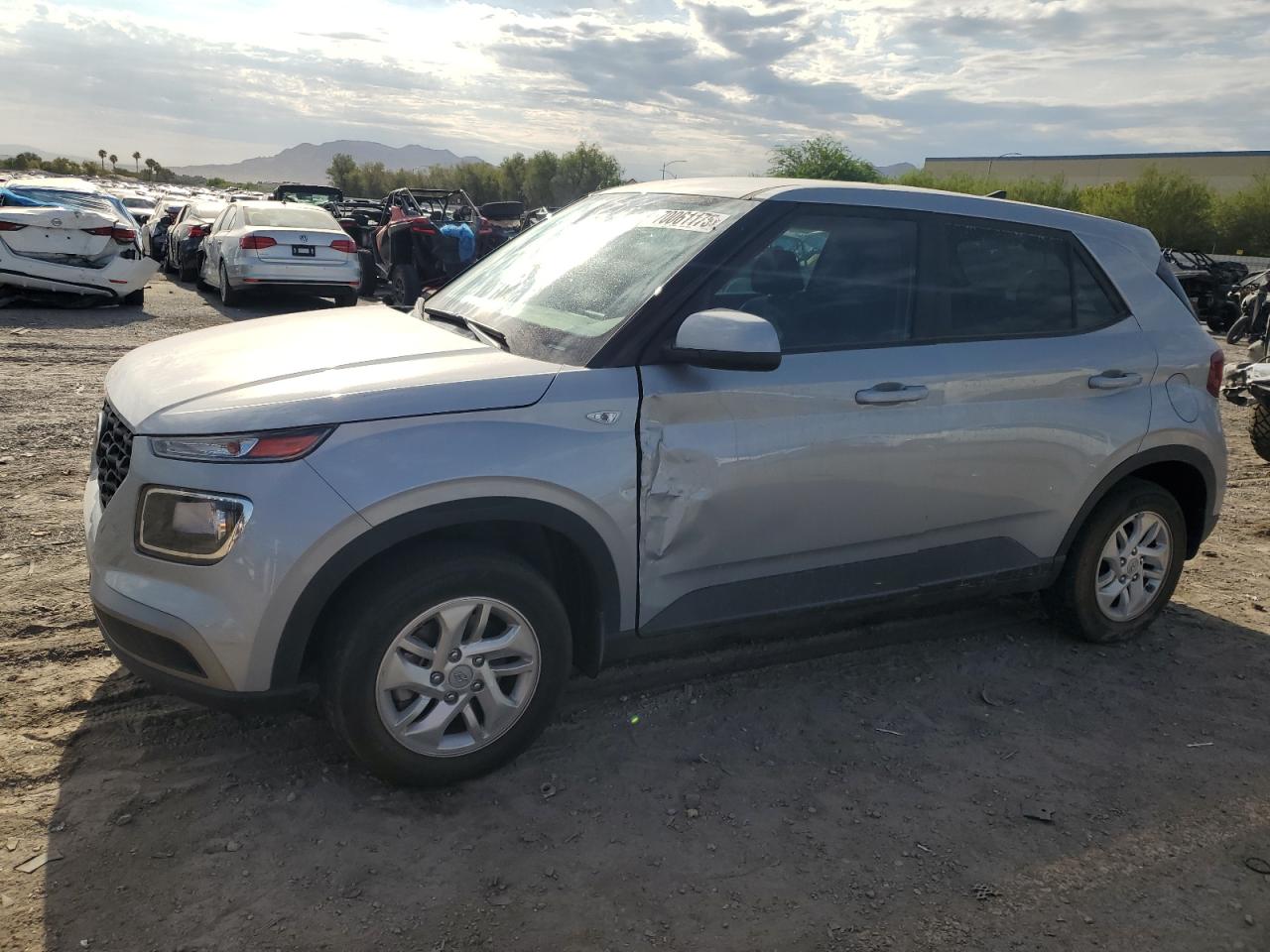 HYUNDAI VENUE SE