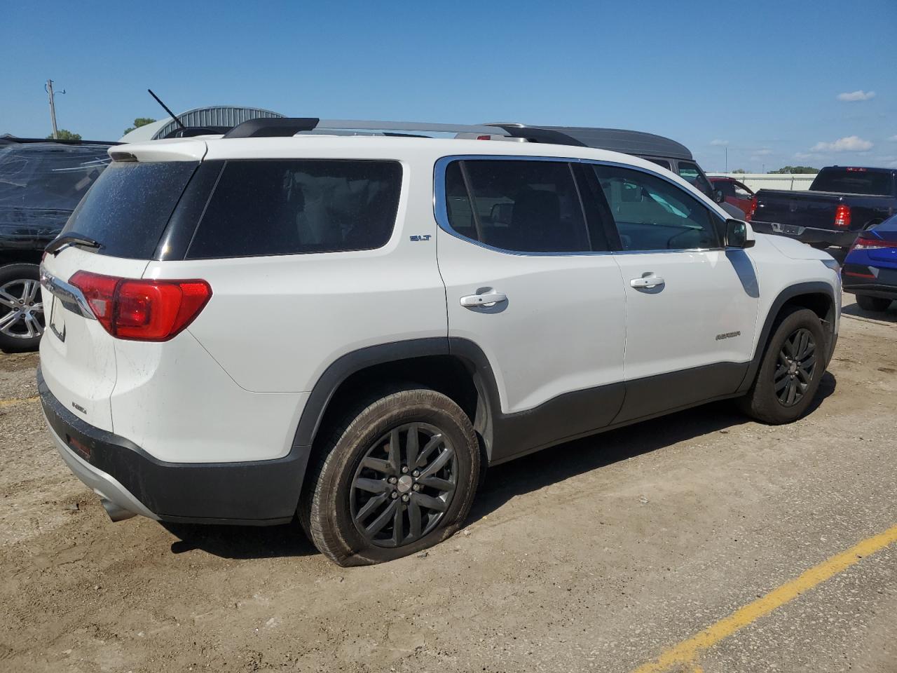 GMC ACADIA SLT-1