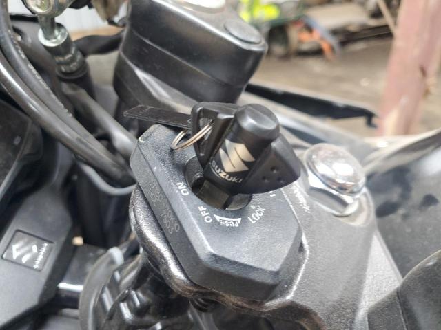 2018 SUZUKI GSX250R LC6DN11A4J1102411