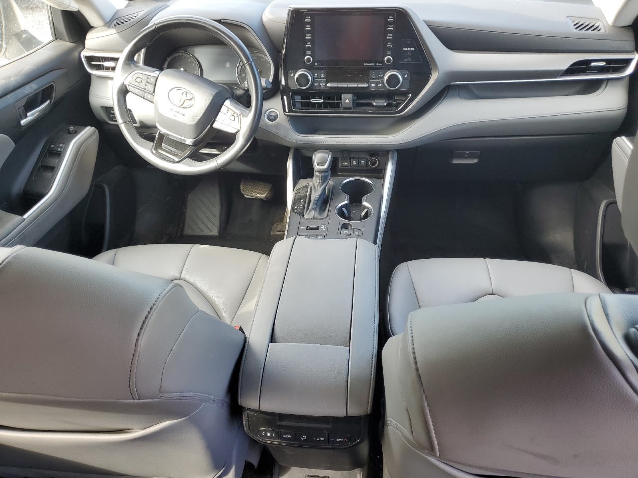 TOYOTA HIGHLANDER XLE