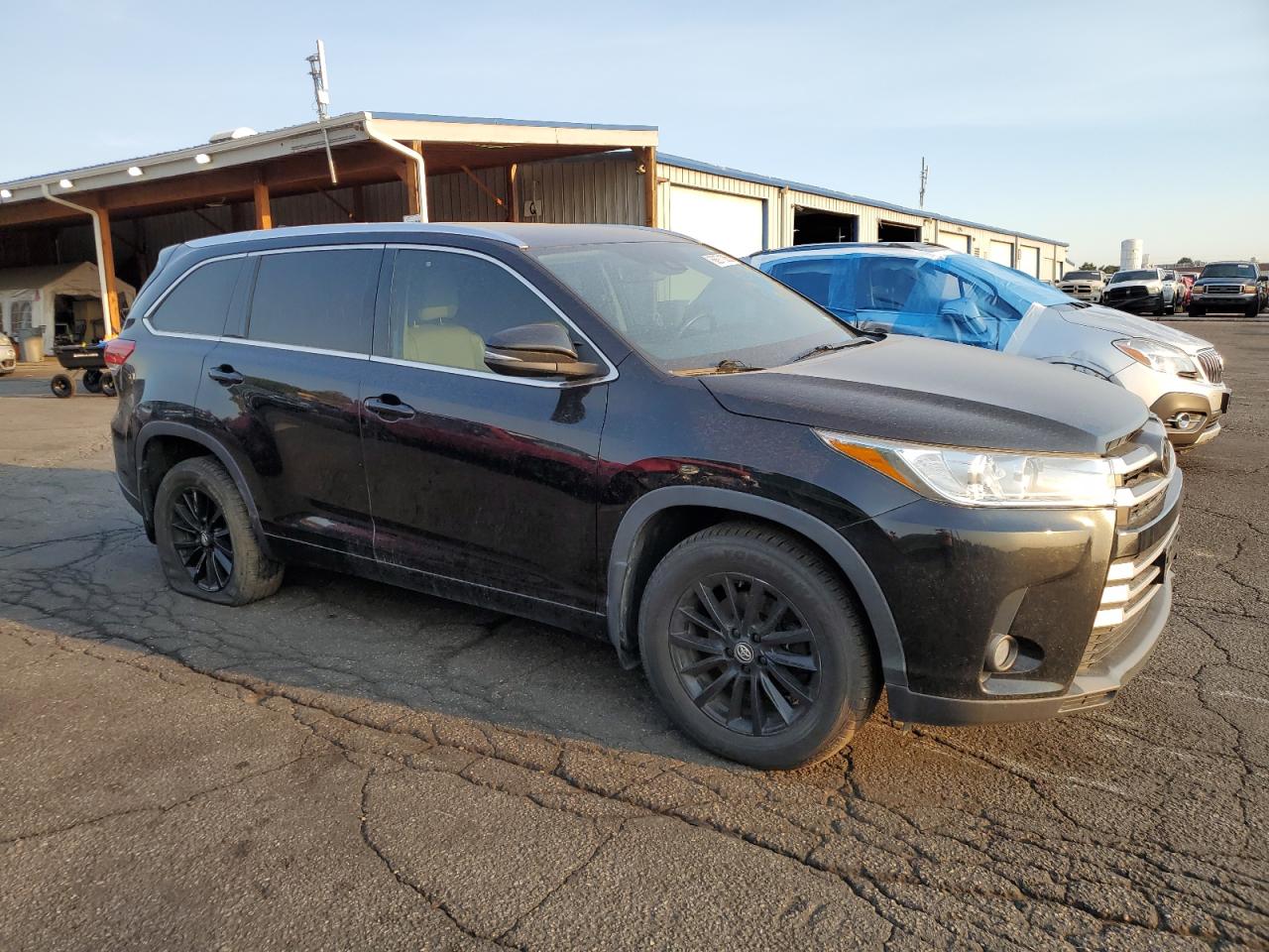 TOYOTA HIGHLANDER SE