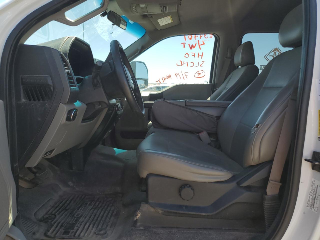 FORD F-250 SUPER DUTY