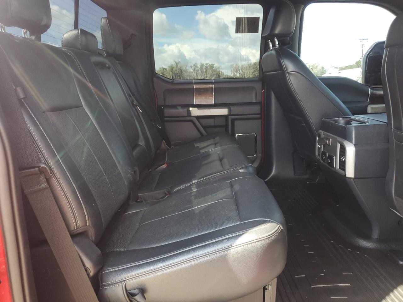 FORD F-450 SUPER DUTY