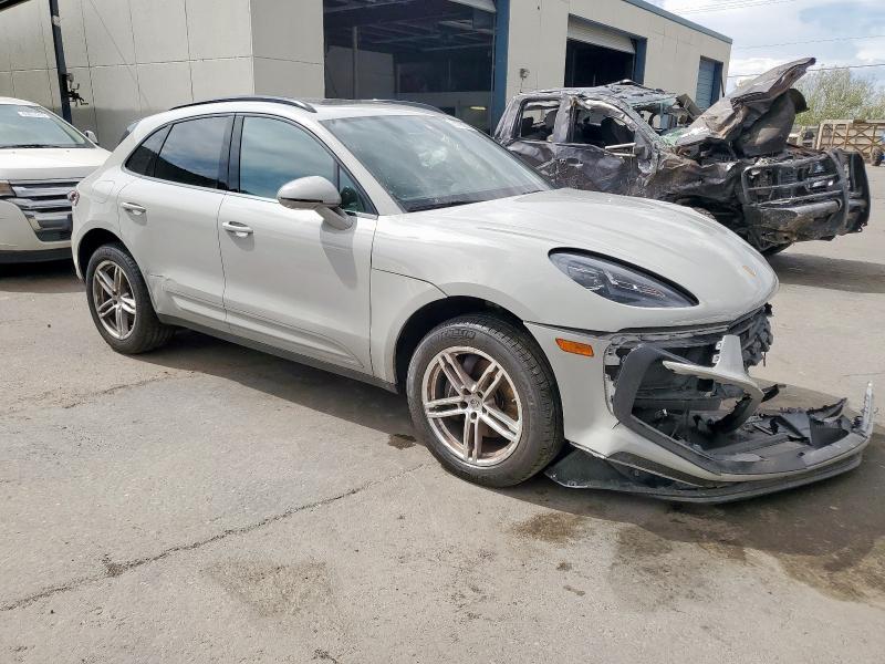 2024 PORSCHE MACAN BASE WP1AA2A54RLB05271