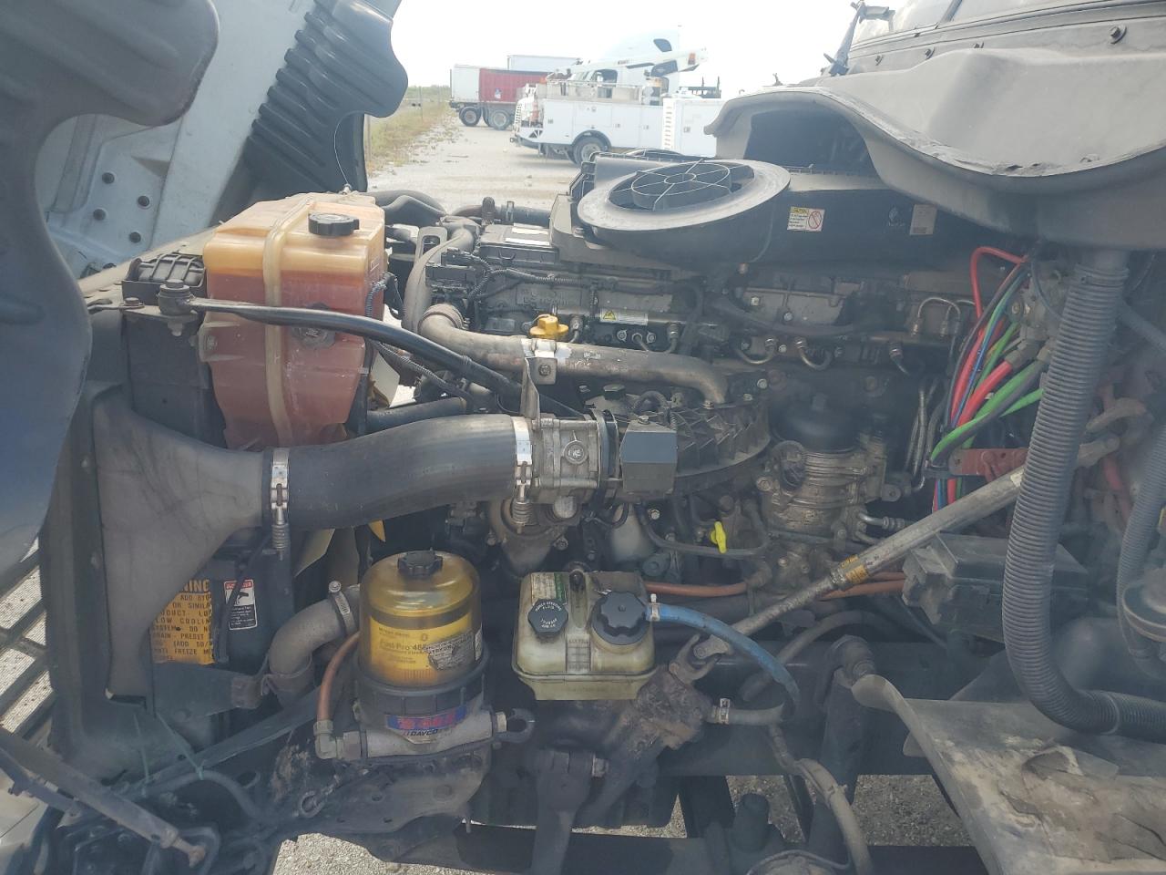 Lot #3214409871 2016 FREIGHTLINER CASCADIA 1