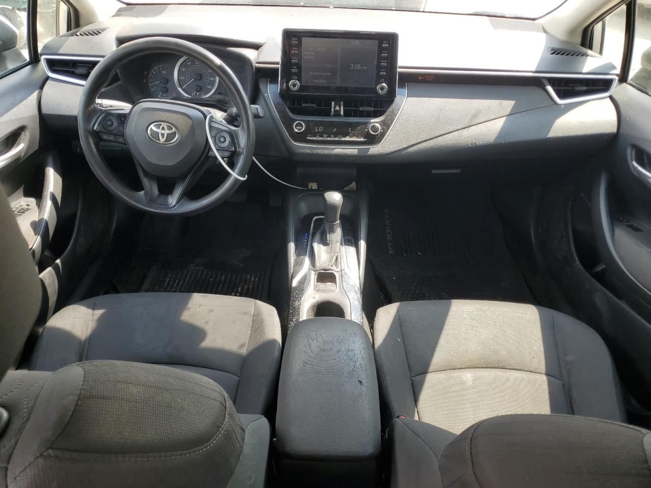 TOYOTA COROLLA LE