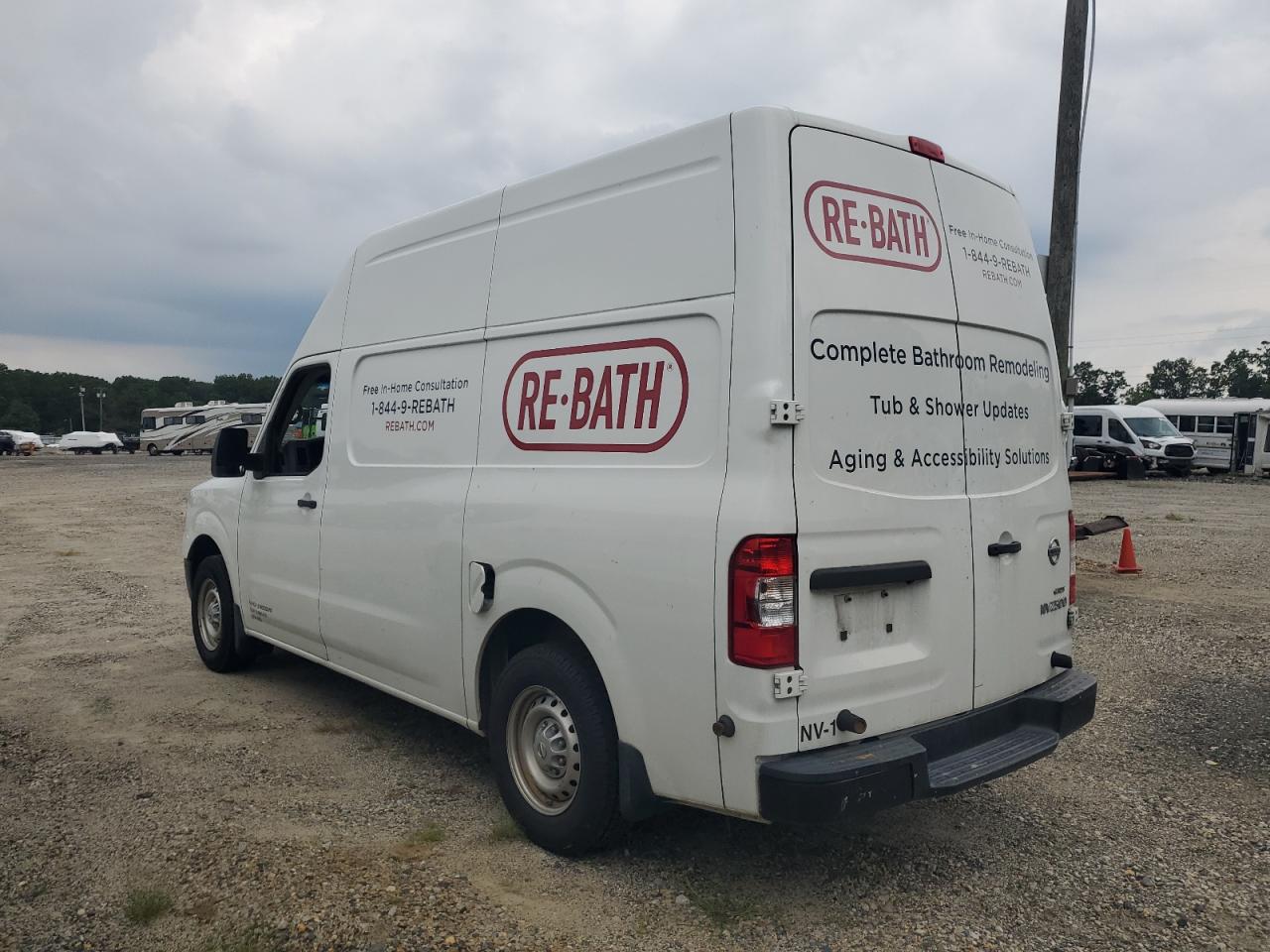 NISSAN NV2500 2500 S