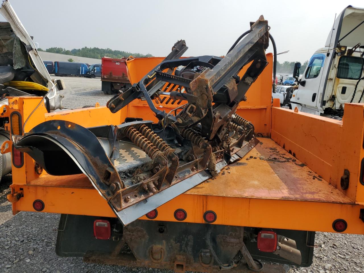 FORD F-550 SUPER DUTY