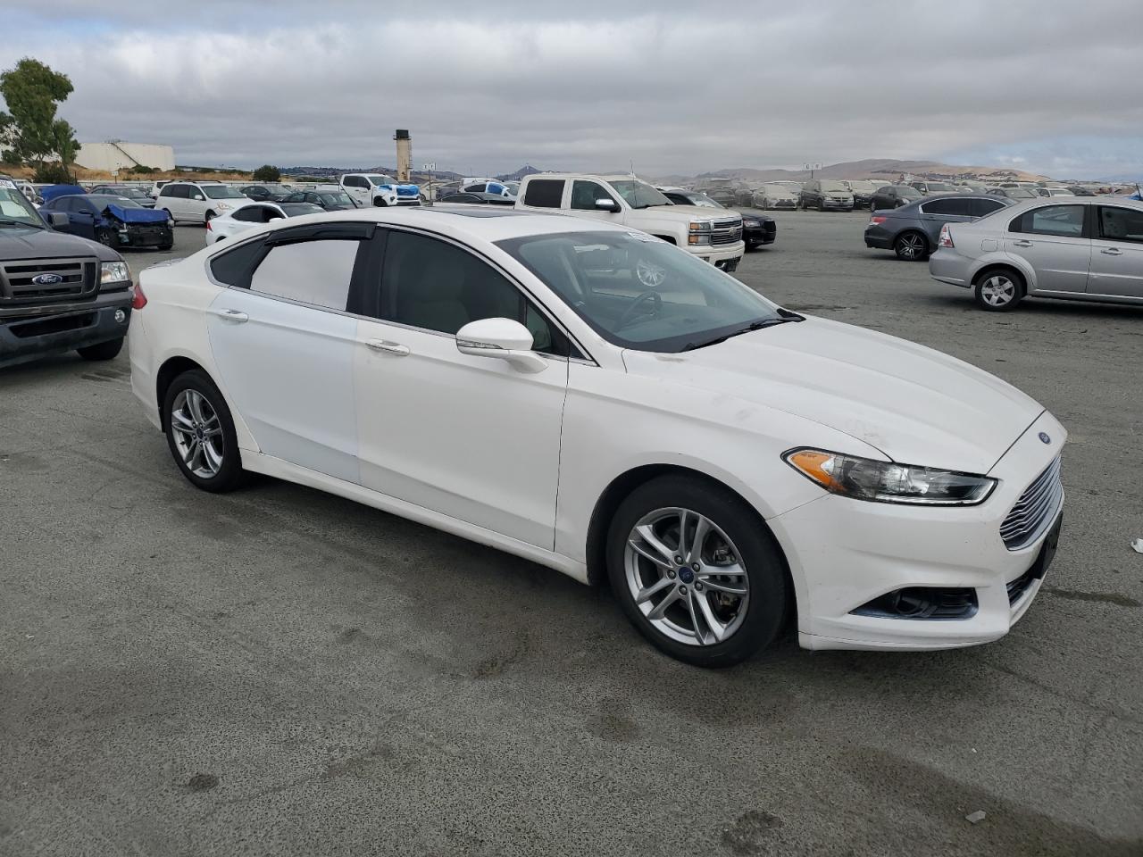 FORD FUSION TITANIUM HEV