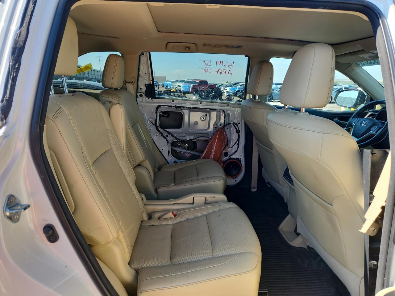 TOYOTA HIGHLANDER LIMITED