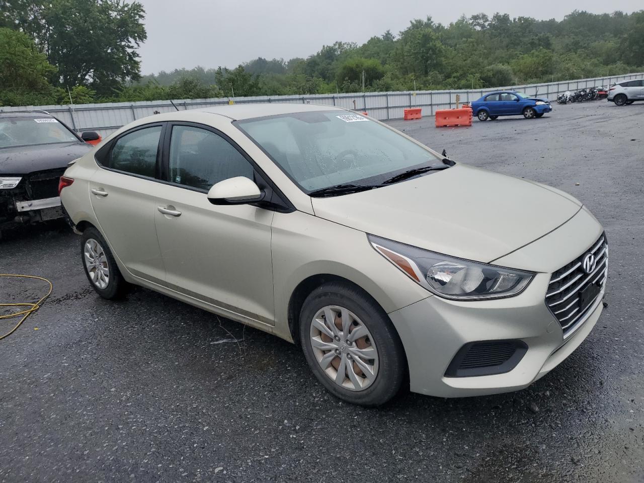HYUNDAI ACCENT SE