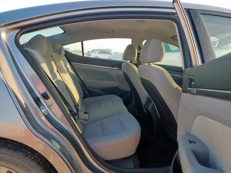 2018 HYUNDAI ELANTRA SEL 5NPD84LF1JH337427