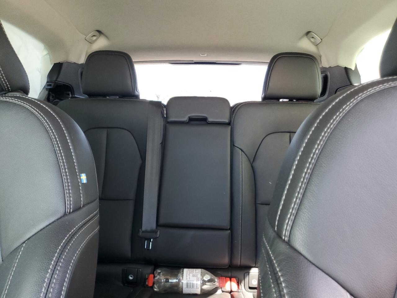 VOLVO XC40 T5 MOMENTUM