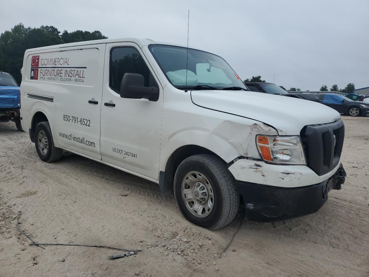 NISSAN NV2500 2500 S