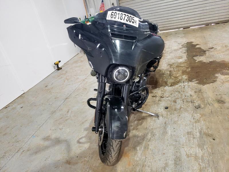 2023 HARLEY-DAVIDSON FLHXS 1HD1KRP19PB676171