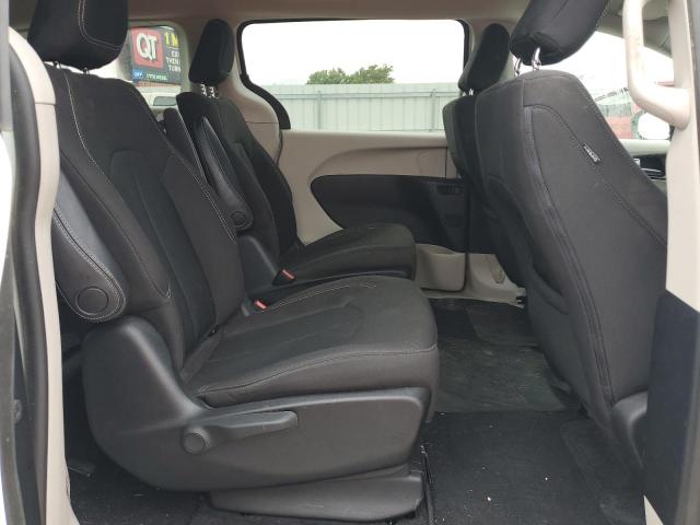 2020 CHRYSLER VOYAGER LX #3280639387