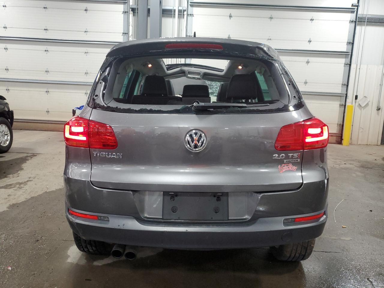 VOLKSWAGEN TIGUAN S