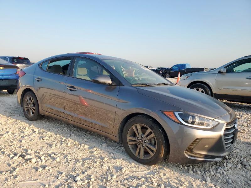 2018 HYUNDAI ELANTRA SEL 5NPD84LF1JH337427