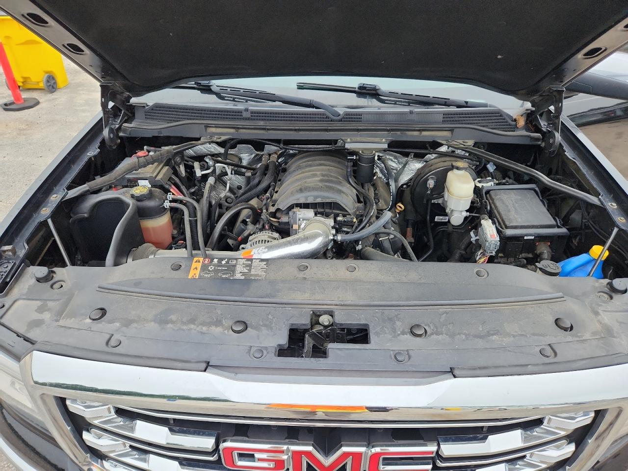 GMC SIERRA 1500 K1500 SLT