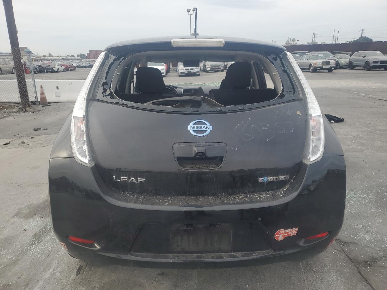 NISSAN LEAF S