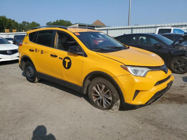 2018 TOYOTA RAV4 HV LE JTMRJREVXJD192941