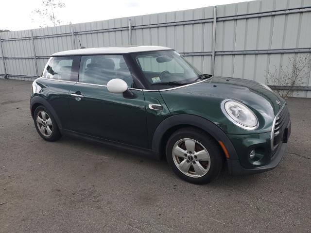 2018 MINI COOPER WMWXP5C58J2G61795