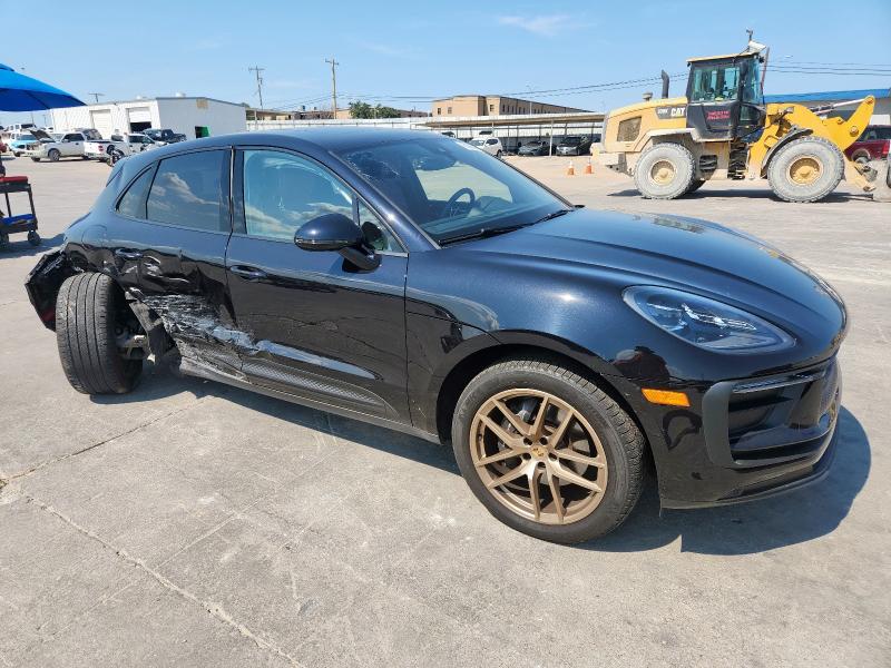 2024 PORSCHE MACAN BASE WP1AA2A51RLB00030