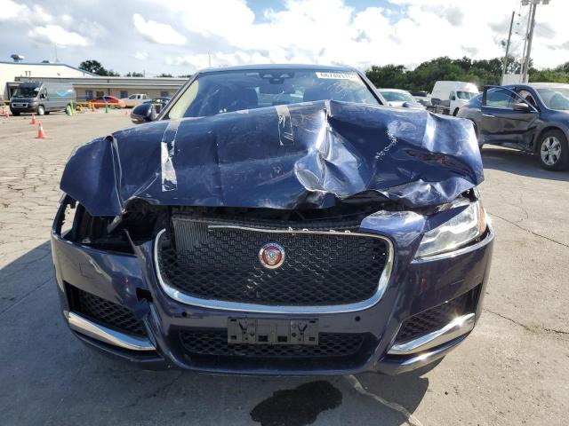 2017 JAGUAR XF PREMIUM SAJBJ4BV8HCY39220