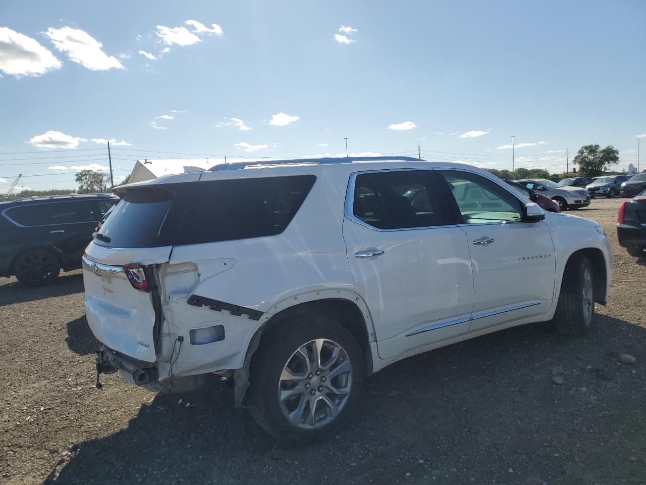 CHEVROLET TRAVERSE PREMIER