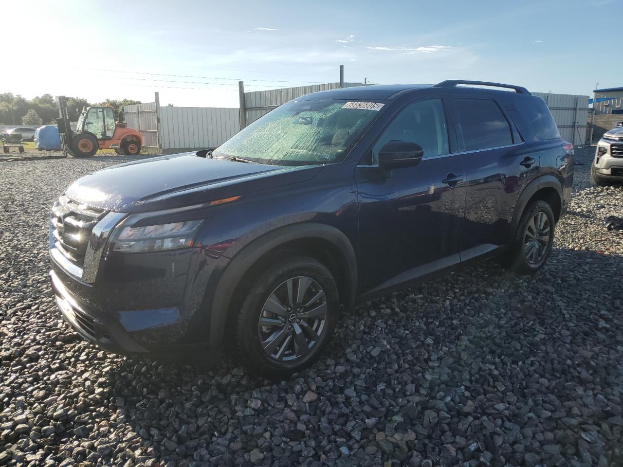 NISSAN PATHFINDER SV